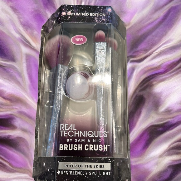 Real Techniques Other - NIB Real Techniques Ruler Of Skies Blender/Brush Set Brush Crush Limited Edition